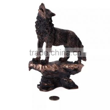 Deqogo Copper Wolf Howing to the Moon Statue by Deqogo Decoration