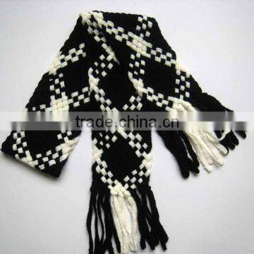 knitted scarf