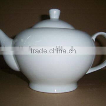 Classical porcelian tea pot