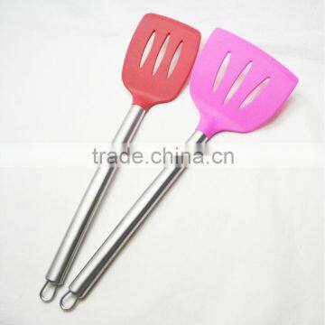 Hot sale stainless steel handle and silicone slotted turner