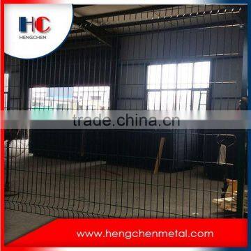 1/4 Inch 3d Galvanized Welded Wire Mesh Fence photo-6