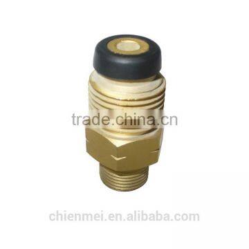 Adaptor