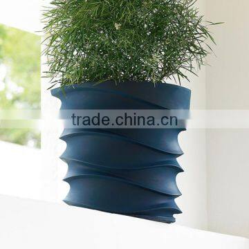 Modern Unique Roof Fiberglass Garden Planters Wholesale photo-3