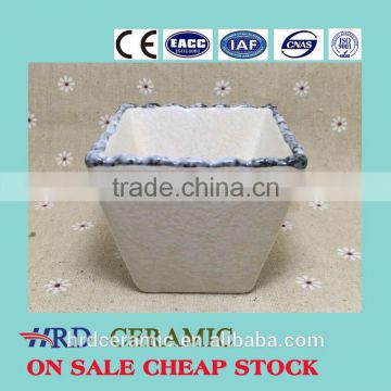 China Manufacturer stocked White Porcelain square ceramic dish