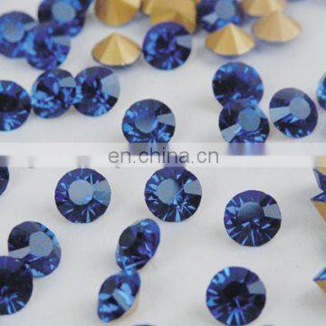 Wholesale Bling chatons crystal diamante stone for garment