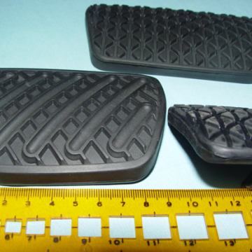 Aftermarket Restored Molded Rubber Pedal Pad injection molded brake pedal or clutch pedal covers China Manufacturer