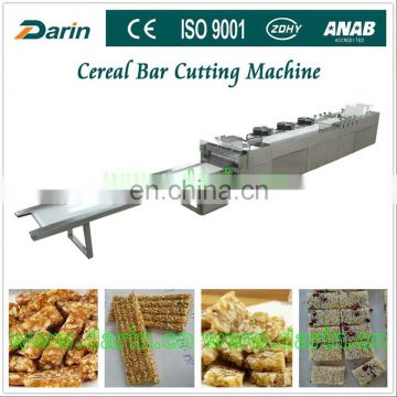 Rollers Flattening And Cutting Peanut Candy Bar Making Machine