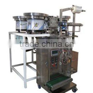 Hardware counting number and packing machine