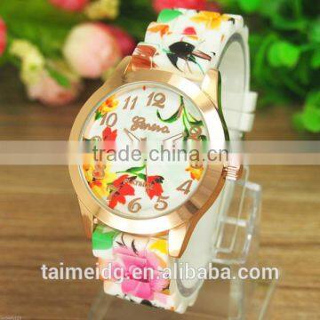 Alibaba suppliers geneva floral gold watch fashion