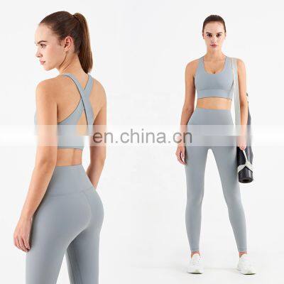 New Arrival Ladies Plus Size Butt Lifting Workout Yoga Set Customized Logo Yoga Bra With Yoga Pants