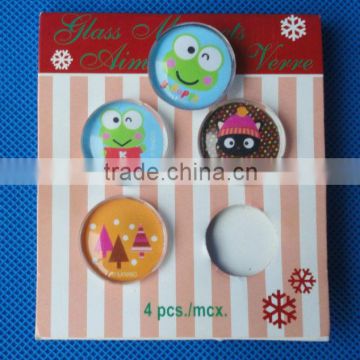 Customized round dome glass magnetic 4pcs/set with plastic case packing clear glass fridge magnet                        
                                                Quality Choice