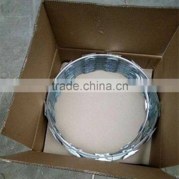 professional factory BTO-22 razor barbed wire coil IN STOCK