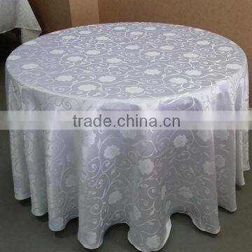 White pattern round table cloth for weddings