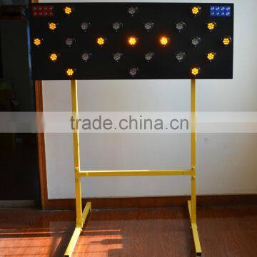 Solar portable LED arrow board