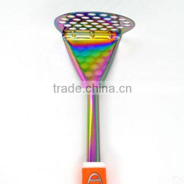 Lowest Price Non-stick TPR Handle Titanize Kitchen Potato Mud Maker photo-3