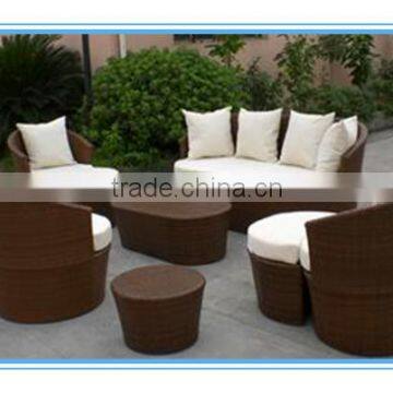 2016 hot PE rattan chair polyester LK8015