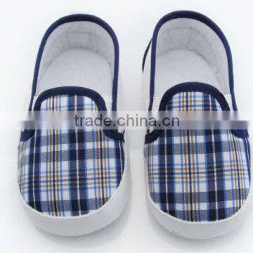 Lovely toddler shoe, blue plaid baby shoe