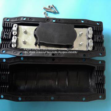 Optical fiber splicing box