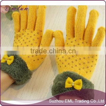 Fashion wholesale funny winter glove girls