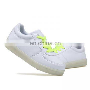 Factory Wholesale Price Low MOQ Sports Gift Simulation Children LED Light up Kids Shoes photo-6
