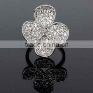Fancy Lady Jewelry Clover Leaf Design CZ Stones Wedding Deluxe White Gold Ring photo-3
