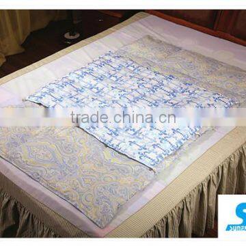 OEM customize printed cotton goose down feather comforter/ micro fiber blanket quilt/patchwork quilt