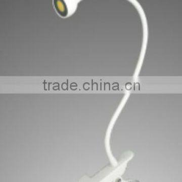 clamp-mounting led reading light for table