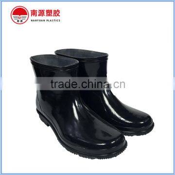 Cheap lightweight PVC ankle rain boots wholesale