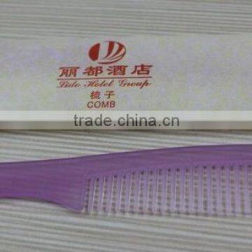 customized natural hotel plastic comb in purple