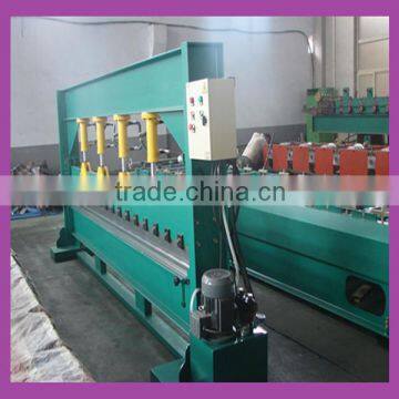 Hydraulic bending machine for aluminum