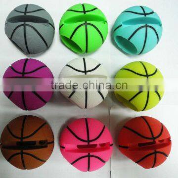 2013 hot sell basketball shape silicone mini speakers for mobile phones