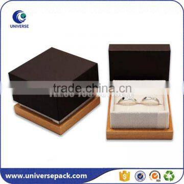 Fancy ring wood box with lid in high quality