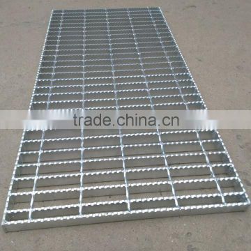 Hot Dipped Galvanized 30x3 galvanized Steel Grating Meet Almost Any Load Bearing