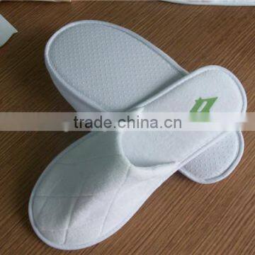 Airline slipper/ indoor soft low-cost slipper with EVA outsole.