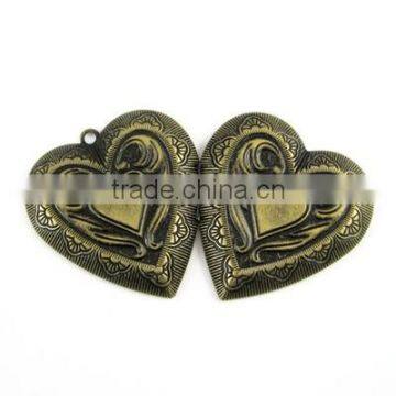 40mm vintage brass dark bronze heart engraved art deco vintage antique photo locket pendant charm 1131044