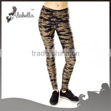 All Over Sublimation Yoga Set Spandex Yoga & Fitness Wear photo-3