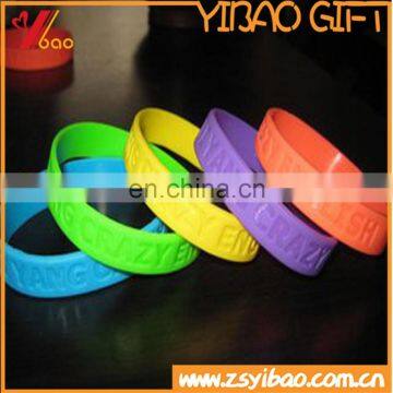 Alibaba hot selling goods /customized silicone wristbands / bracelets