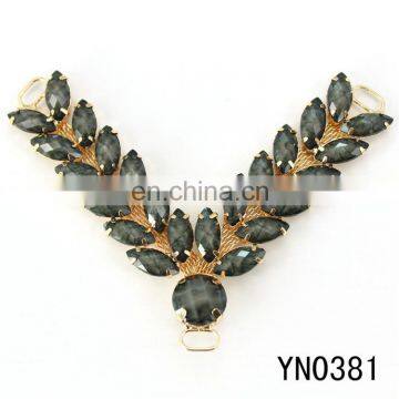 new acrylic black V-shaped gold shoes rhinestone accessories