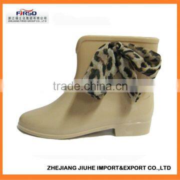 2013 Ladies' Cheap Ankle PVC Rain Boots