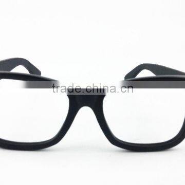 cr39 polarized lens in black bamboo eyewear unisex