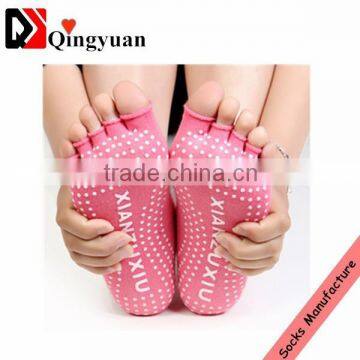 Wholesale women open toe ankle socks , customize five toes Socks , anti-slip Yoga socks