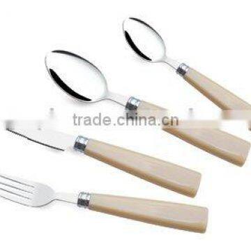 cutlery with plastic handle T073