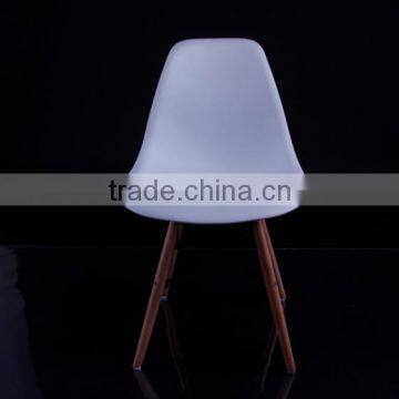 colorful K/D plastic dining chairs with wood frame 1028c