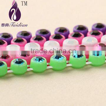 SS6 plastic rhinestone banding, rhinestone wedding dress trim