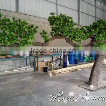 large size factory direct sale decorative artificial welcome pine tree for garden landscaping