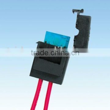 assembly medium blade plug in fuse holder