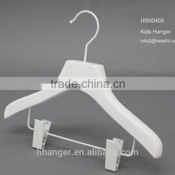 white skirt and coat wooden hanger with high quality with clips for child