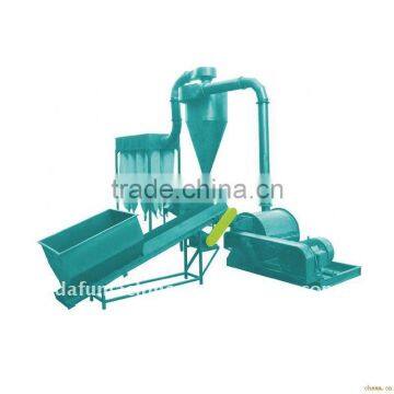 Professional wood powder shredder with auxiliary tool