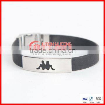 silicon wristband with metal clasp