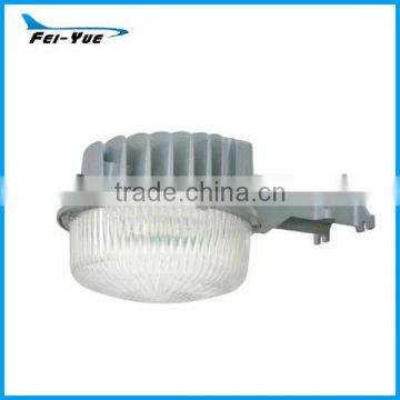 Aluminum Housing 30W LED Barn Light With Prismatic Refractor